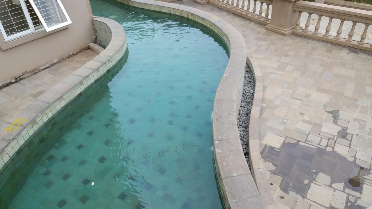 Extra Space 3Br Apartment Grand Palace Kemayoran By Travelio Джакарта Экстерьер фото